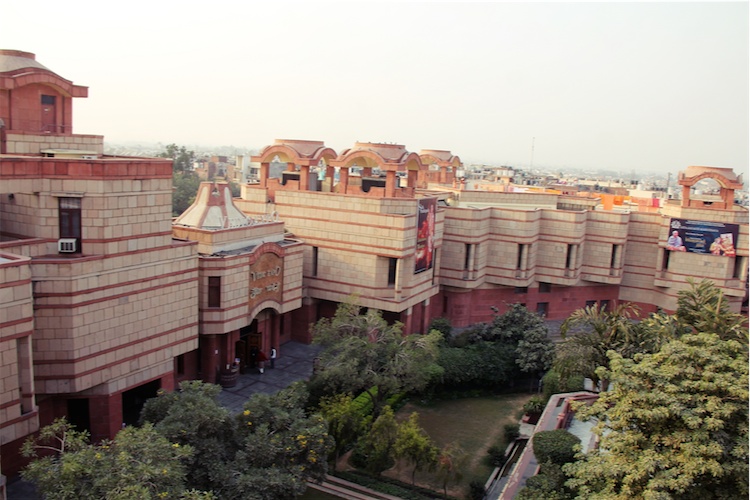 La Expo Védica ocupa una gran parte del complejo ISKCON Delhi