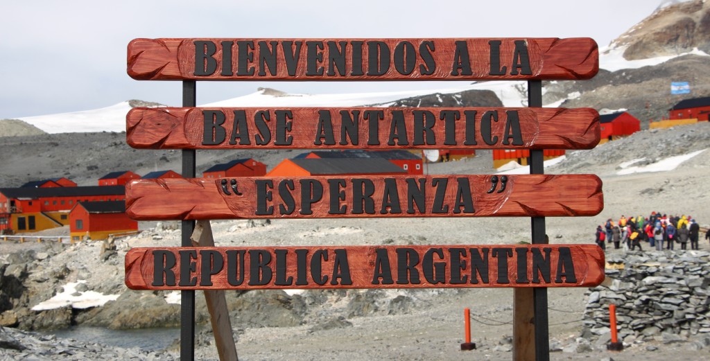 entering-the-argentine-research-station-esperanza